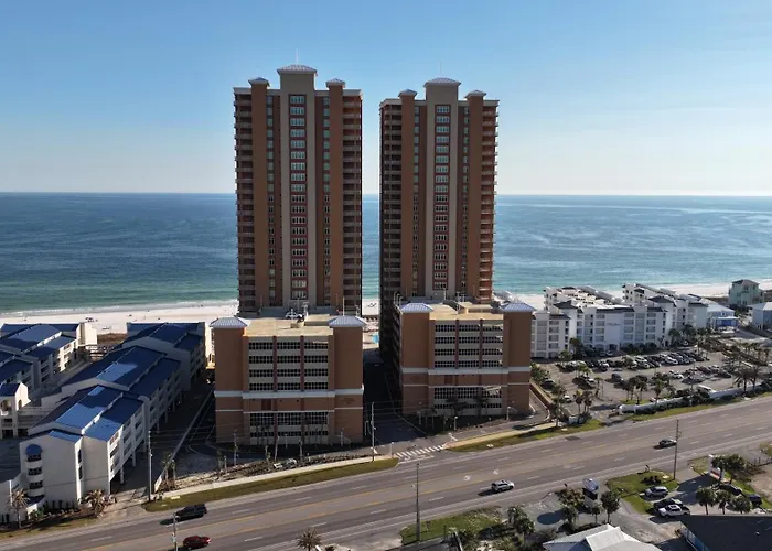 Phoenix Gulf Towers 408 Apartment *