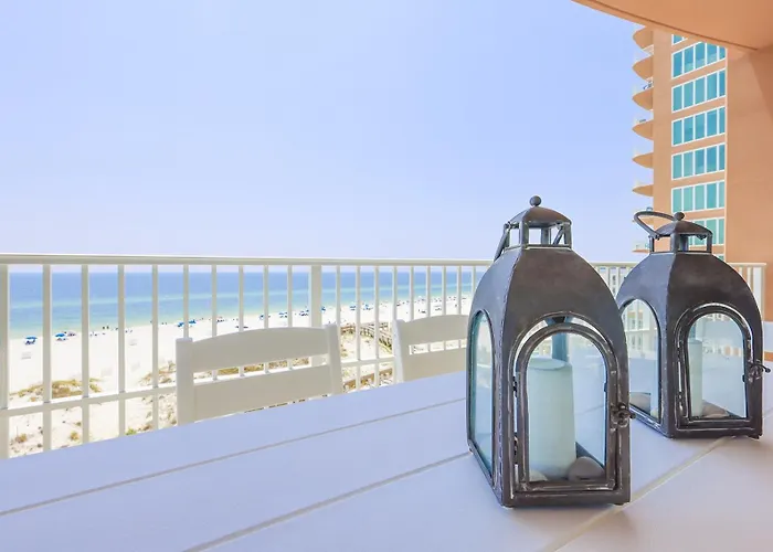 Phoenix Gulf Towers 408 Apartment